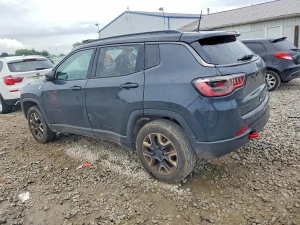 3C4NJDDB7HT597541 2017 JEEP COMPASS - Image 2