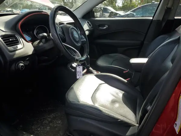3C4NJDDB7HT635267 2017 JEEP COMPASS - Image 8