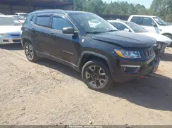 3C4NJDDB7JT129041 2018 JEEP COMPASS