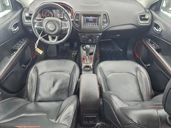 3C4NJDDB7JT130139 2018 JEEP COMPASS - Image 8