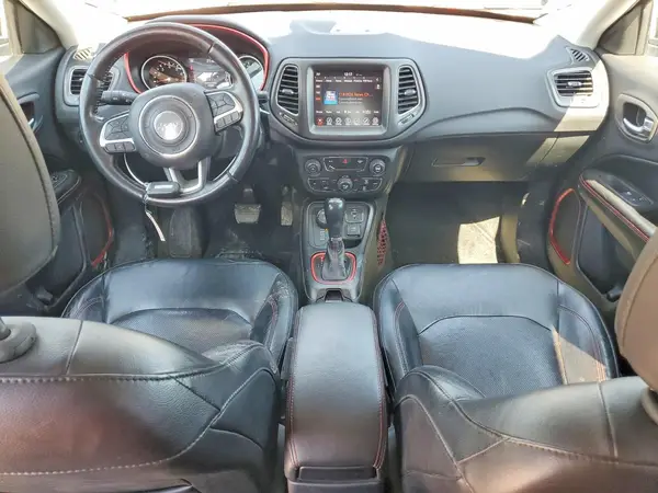 3C4NJDDB7JT163626 2018 JEEP COMPASS - Image 8