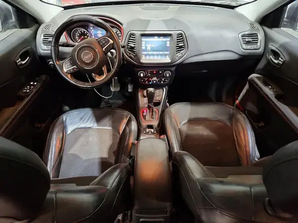 3C4NJDDB7JT207205 2018 JEEP COMPASS - Image 8