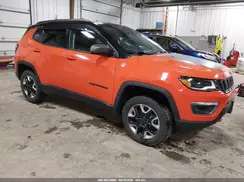3C4NJDDB7JT230256 2018 JEEP COMPASS