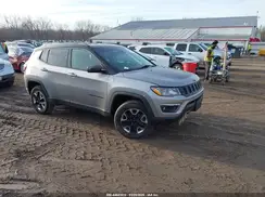 3C4NJDDB7JT232055 2018 JEEP COMPASS