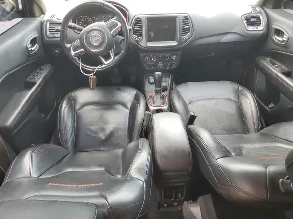 3C4NJDDB7JT268666 2018 JEEP COMPASS - Image 8