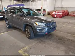 3C4NJDDB7JT270188 2018 JEEP COMPASS