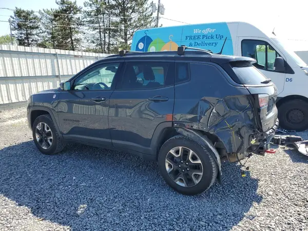 3C4NJDDB7JT343110 2018 JEEP COMPASS - Image 2