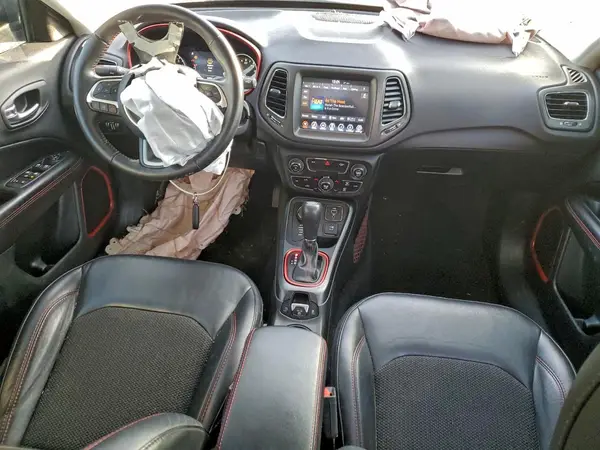 3C4NJDDB7JT451212 2018 JEEP COMPASS - Image 8