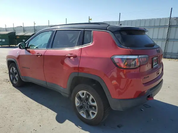3C4NJDDB7JT451534 2018 JEEP COMPASS - Image 2