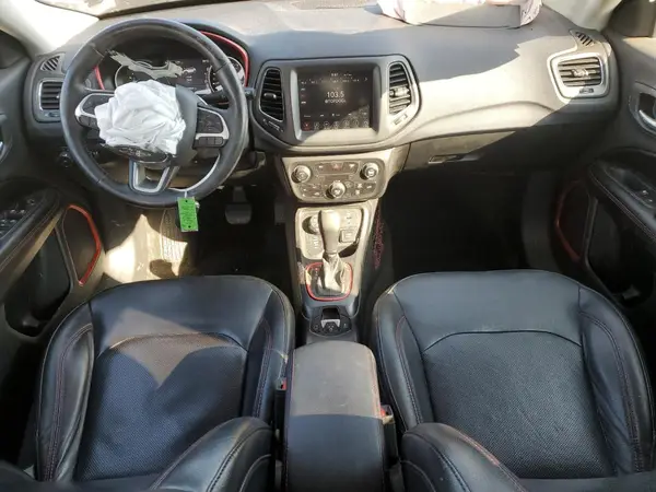 3C4NJDDB7KT594808 2019 JEEP COMPASS - Image 8