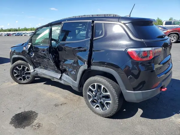 3C4NJDDB7KT617889 2019 JEEP COMPASS - Image 2