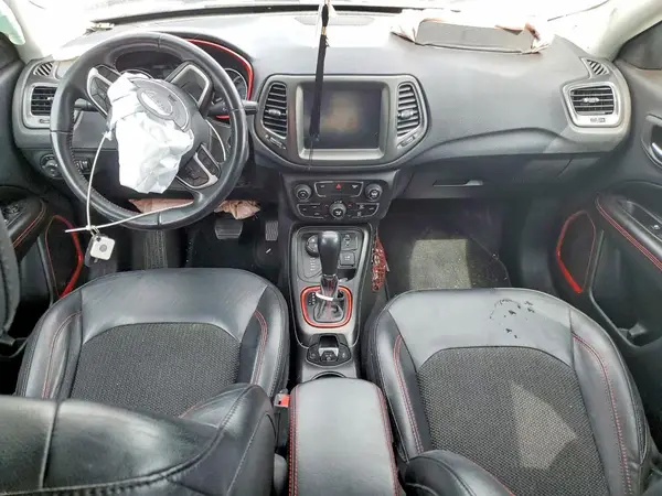 3C4NJDDB7KT618007 2019 JEEP COMPASS - Image 8