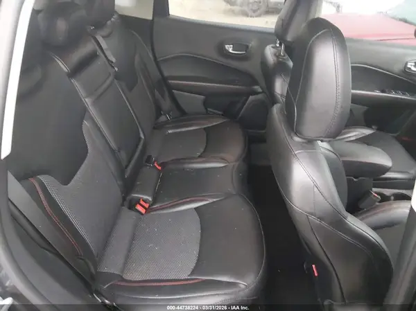 3C4NJDDB7KT618749 2019 JEEP COMPASS - Image 8
