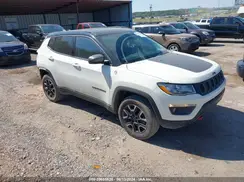 3C4NJDDB7KT660435 2019 JEEP COMPASS