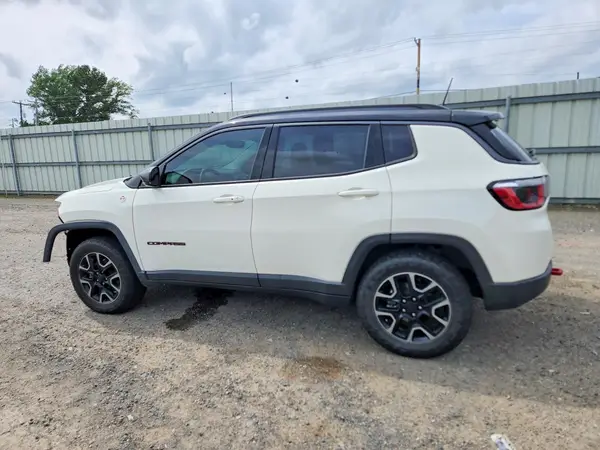 3C4NJDDB7KT668762 2019 JEEP COMPASS - Image 2