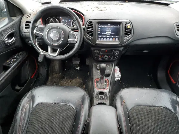 3C4NJDDB7KT671080 2019 JEEP COMPASS - Image 8