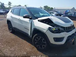 3C4NJDDB7KT671497 2019 JEEP COMPASS