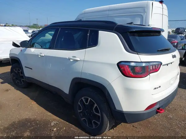 3C4NJDDB7KT671497 2019 JEEP COMPASS - Image 2