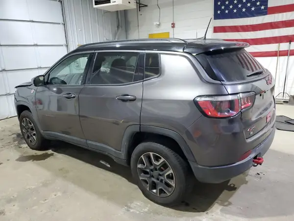 3C4NJDDB7KT671659 2019 JEEP COMPASS - Image 2