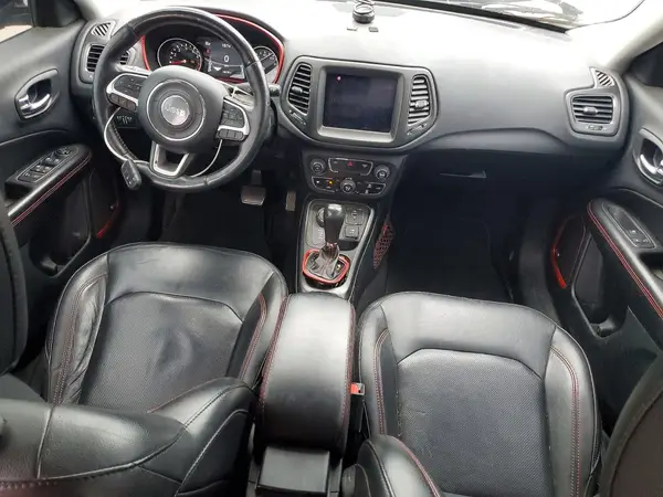 3C4NJDDB7KT713702 2019 JEEP COMPASS - Image 8