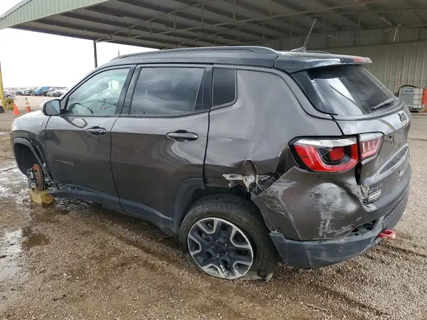 3C4NJDDB7KT723193 2019 JEEP COMPASS - Image 2