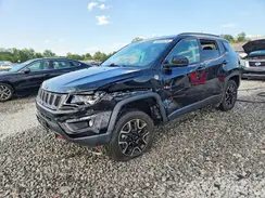 3C4NJDDB7KT748157 2019 JEEP COMPASS