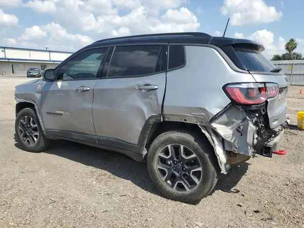 3C4NJDDB7KT754086 2019 JEEP COMPASS - Image 2