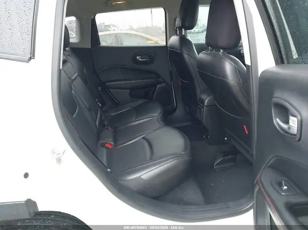 3C4NJDDB7KT759806 2019 JEEP COMPASS - Image 8
