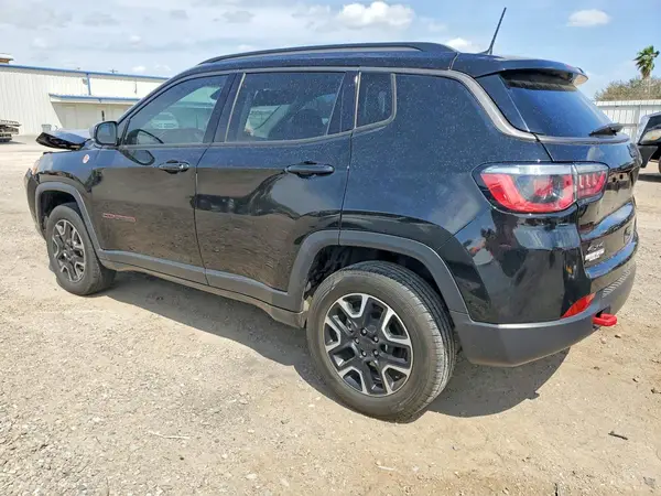 3C4NJDDB7KT760518 2019 JEEP COMPASS - Image 2