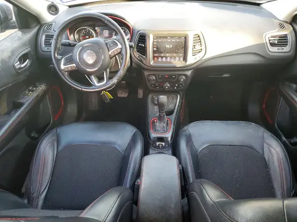 3C4NJDDB7KT780543 2019 JEEP COMPASS - Image 8