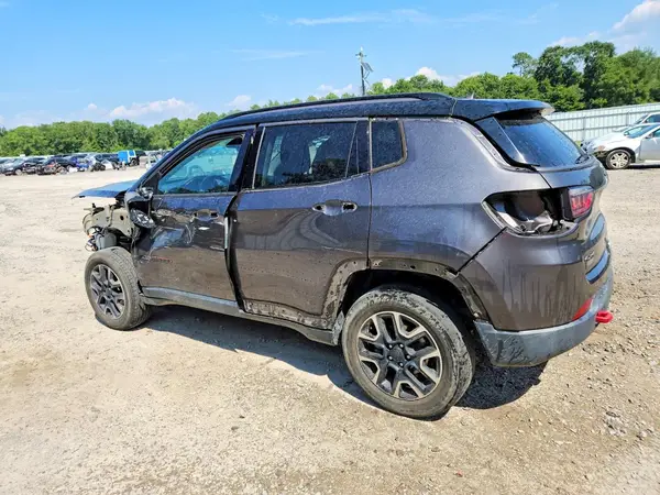 3C4NJDDB7KT825500 2019 JEEP COMPASS - Image 2