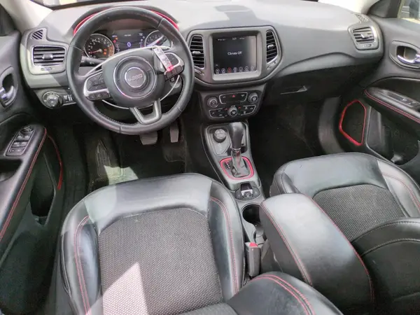 3C4NJDDB7KT849344 2019 JEEP COMPASS - Image 8