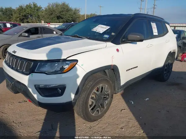 3C4NJDDB7LT106751 2020 JEEP COMPASS - Image 2