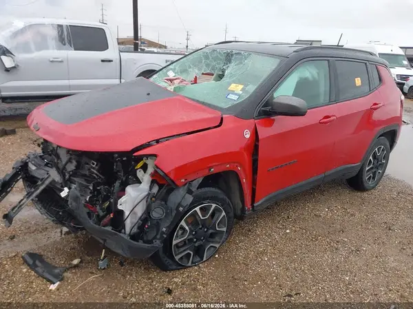 3C4NJDDB7LT111769 2020 JEEP COMPASS - Image 2