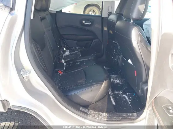 3C4NJDDB7LT111917 2020 JEEP COMPASS - Image 8