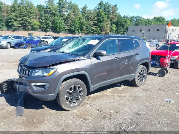 3C4NJDDB7LT137806 2020 JEEP COMPASS - Image 2
