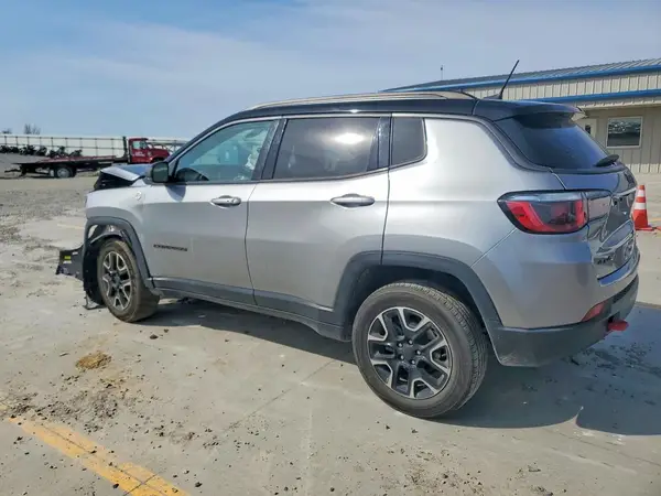 3C4NJDDB7LT163600 2020 JEEP COMPASS - Image 2