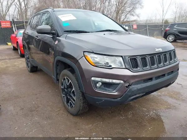 3C4NJDDB7LT171647 2020 JEEP COMPASS