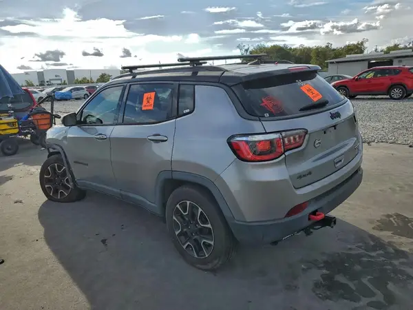 3C4NJDDB7LT184270 2020 JEEP COMPASS - Image 2