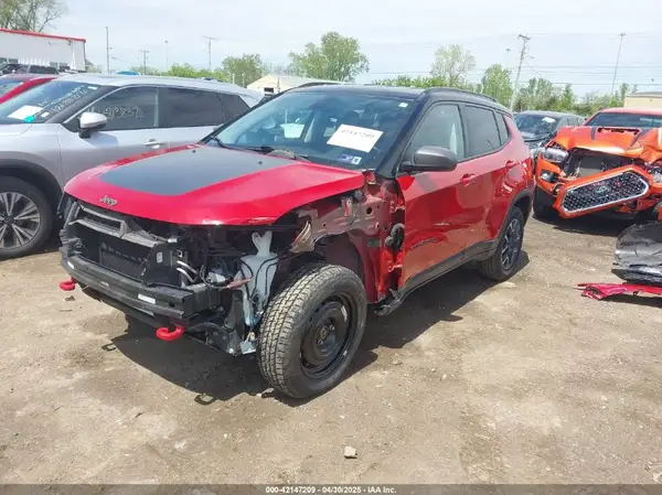 3C4NJDDB7LT196242 2020 JEEP COMPASS - Image 2