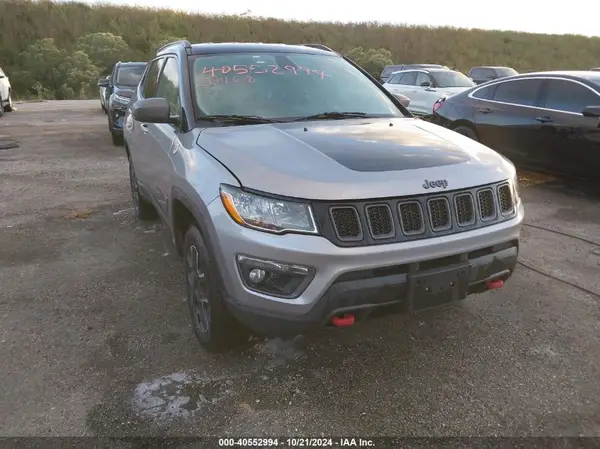 3C4NJDDB7LT208082 2020 JEEP COMPASS - Image 1