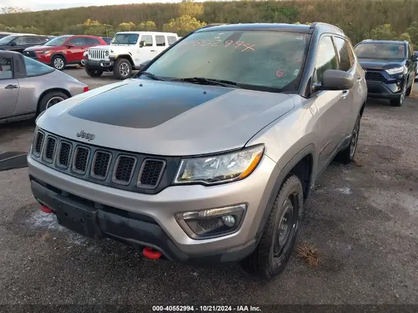 3C4NJDDB7LT208082 2020 JEEP COMPASS - Image 2