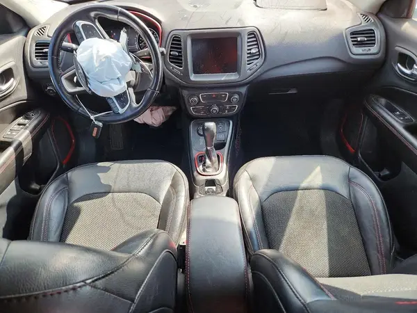 3C4NJDDB7LT214609 2020 JEEP COMPASS - Image 8
