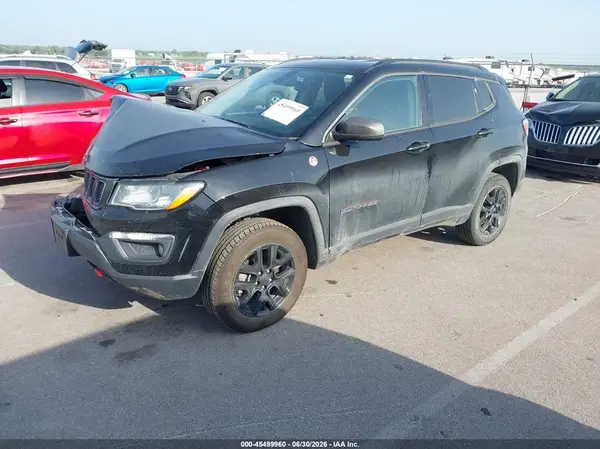 3C4NJDDB7LT214657 2020 JEEP COMPASS - Image 2