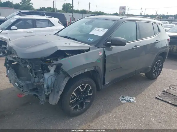 3C4NJDDB7MT517309 2021 JEEP COMPASS - Image 2