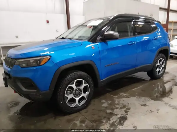 3C4NJDDB7NT105232 2022 JEEP COMPASS - Image 2