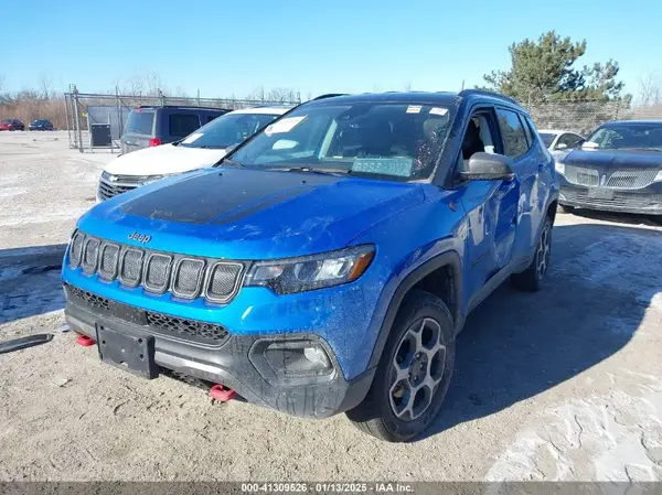 3C4NJDDB7NT127876 2022 JEEP COMPASS - Image 2
