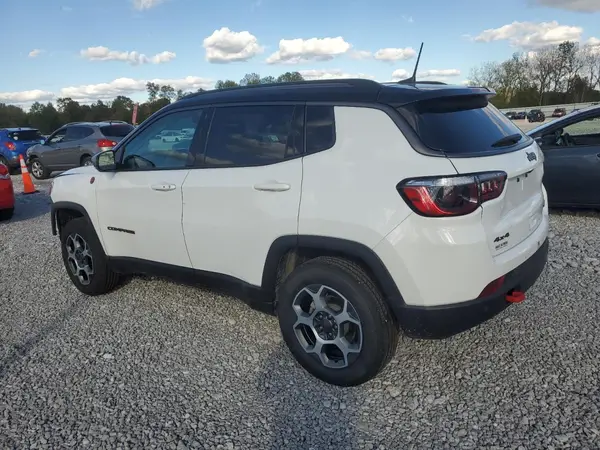 3C4NJDDB7NT132351 2022 JEEP COMPASS - Image 2