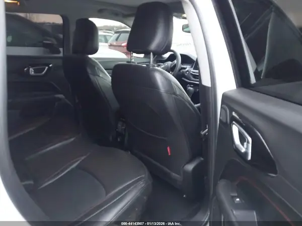 3C4NJDDB7NT143723 2022 JEEP COMPASS - Image 8
