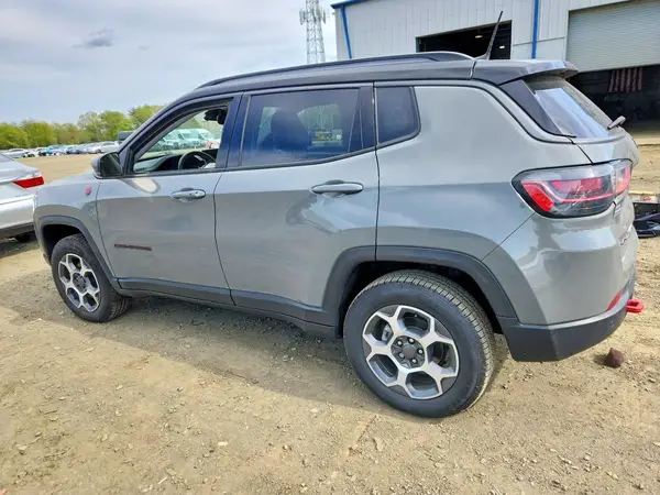 3C4NJDDB7NT148212 2022 JEEP COMPASS - Image 2